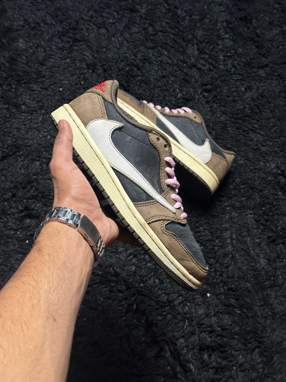 Nike Travis Scott Dark Mocha Low