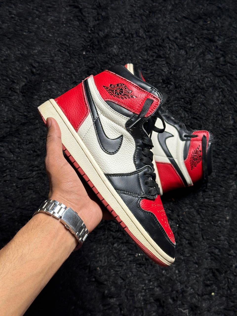 Nike AJ1 Bred Toe