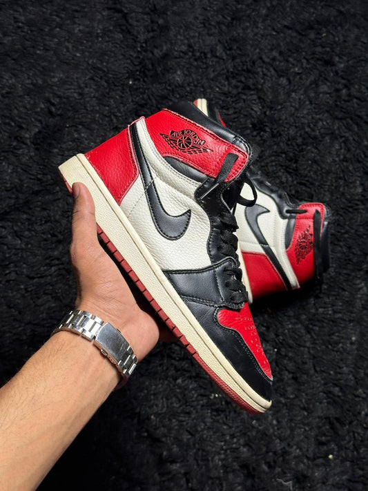Nike AJ1 Bred Toe